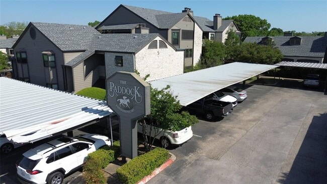 Photo - 1510 W N Loop Blvd Condo Unit 412