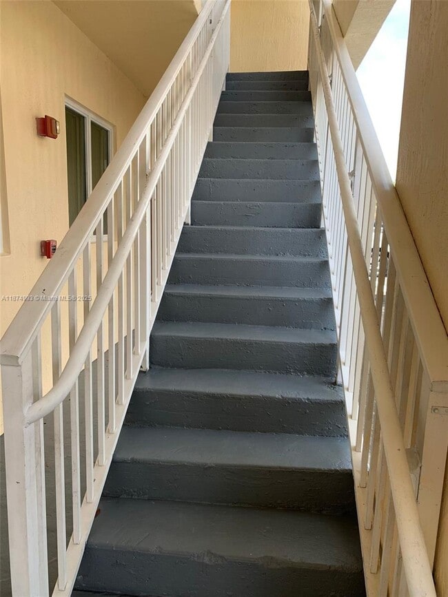 Photo - 1536 SE 26th St Unidad 205