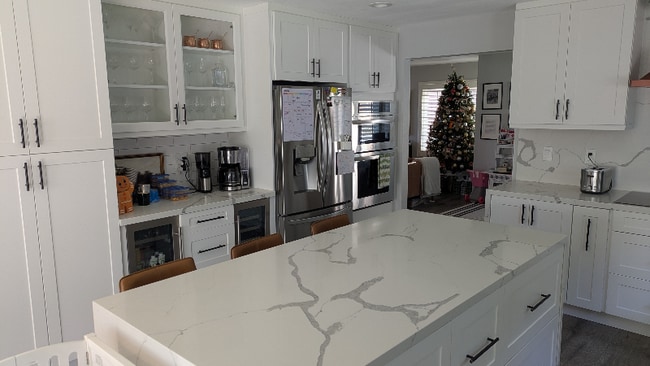 Photo - 459 Jolina Way