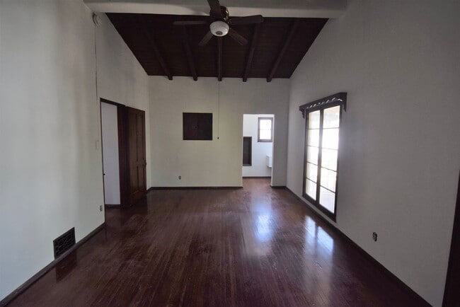 Photo - 1008 Orange Grv Ave Unidad 1035