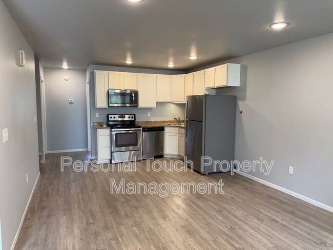 Photo - 808 7th Ave S Unidad 3