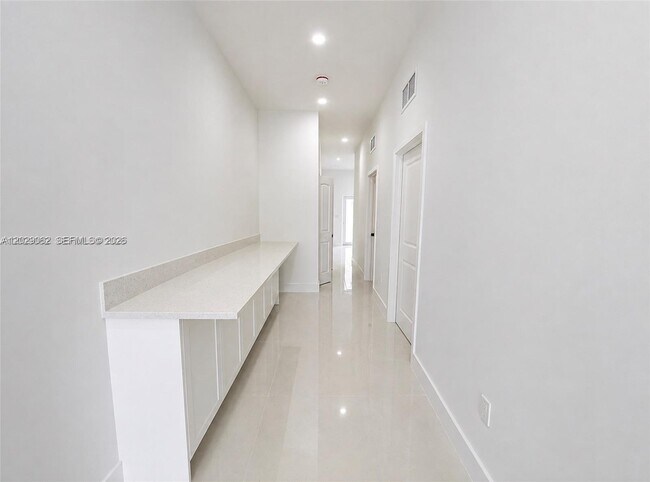 Photo - 135 NW 60th St Unit B