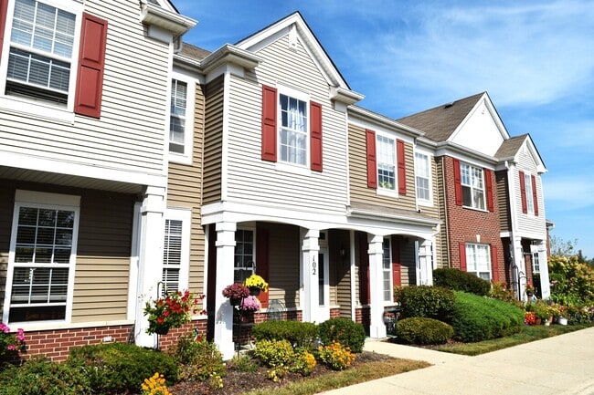 Photo - 102 Soo Line Dr