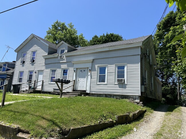 Building Photo - 47 Commerce Ave Unit E Rental