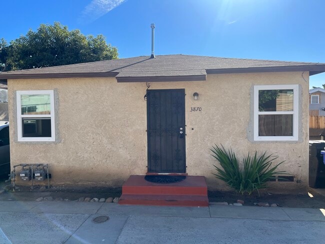 Building Photo - 3870 National Ave