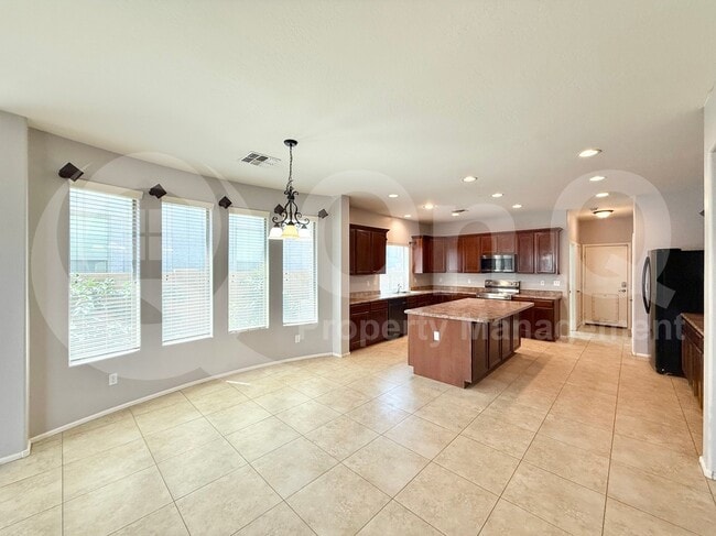 Photo - 4413 E Odessa Dr