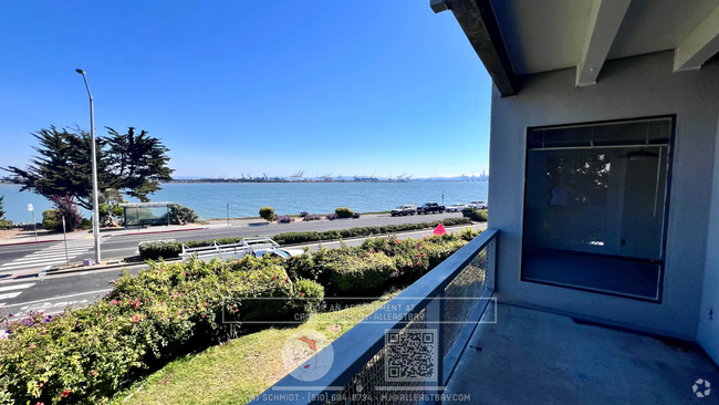 Building Photo - Waterfront 1 bedroom located at the resort... Unit 255 Rental