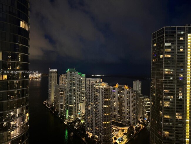 Photo - 200 Biscayne Blvd Way Unidad 4603 Rental