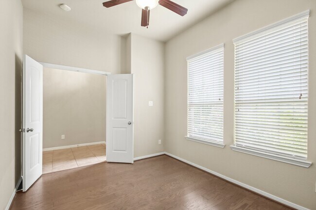 Photo - 18114 Dorman Draw Ln