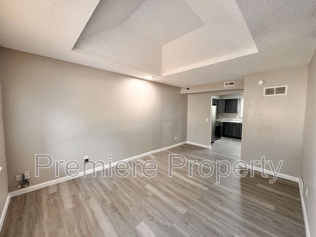Photo - 710 N Pine St