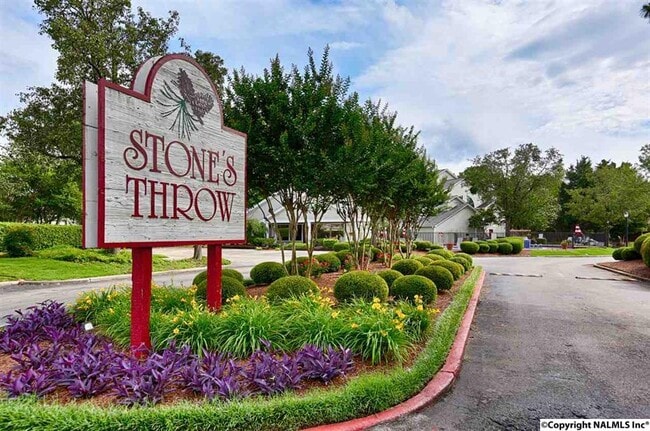 Photo - 1085 Stones Throw Dr NW