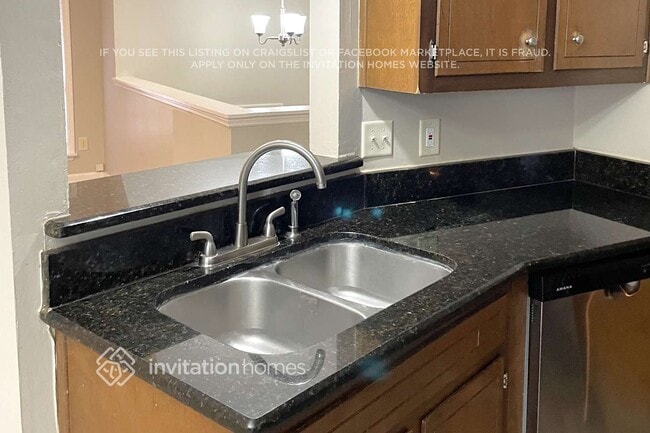 Photo - 2559 Porter Dr