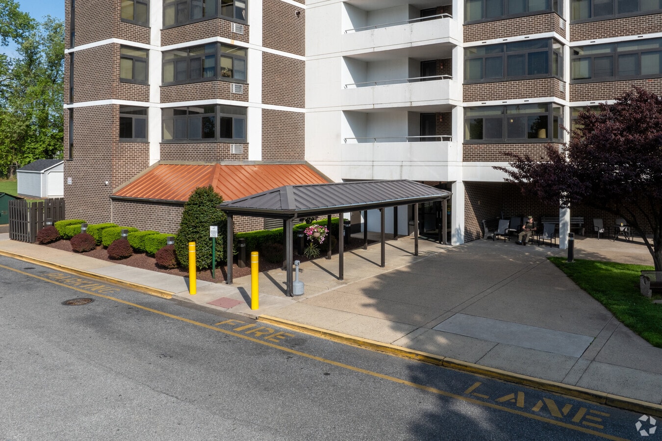 Entrance - Grundy Towers