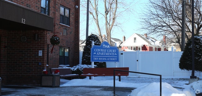 Photo - Conway Court