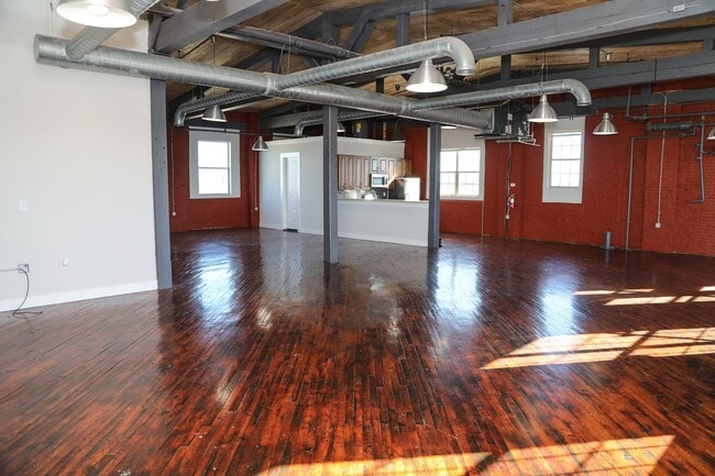 1817-21 E Venango St.