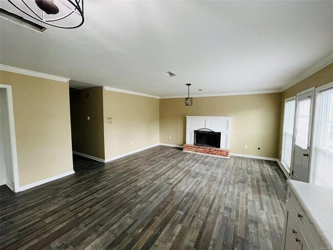 Photo - 5716 Bridle Path Ln