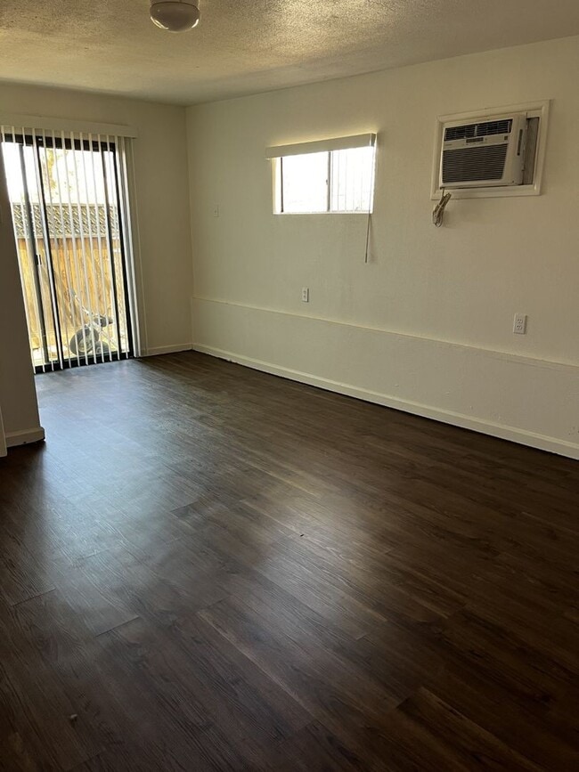 Photo - LM -56223 Navajo C Unidad 56223 Navajo Trail #C