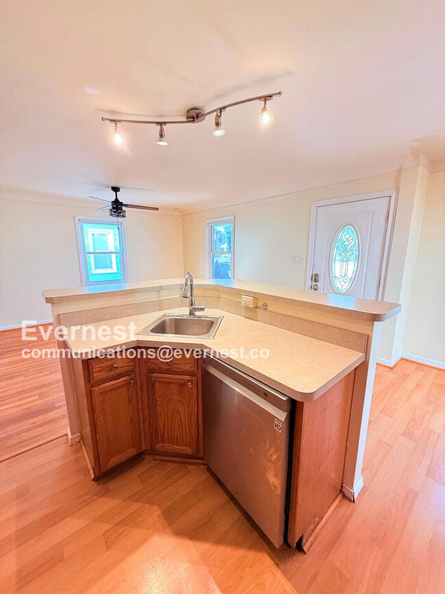 Photo - DEARBORN RENTAL: Single-Family Home with D...