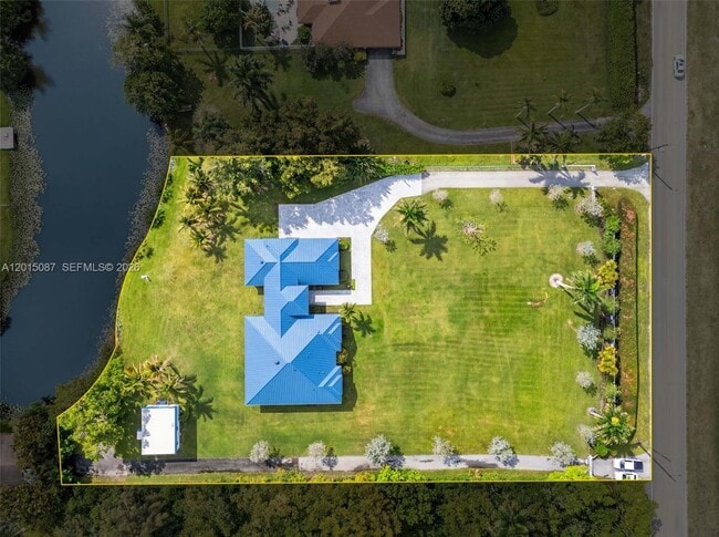 Photo - 2400 SW 112th Ave