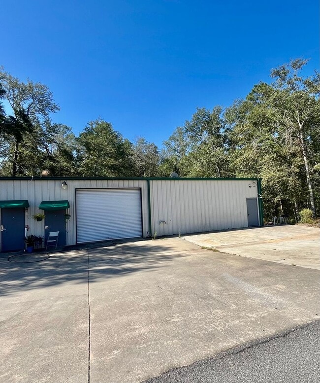 Building Photo - 332 Commerce Loop Unit 332 Commerce Loop
