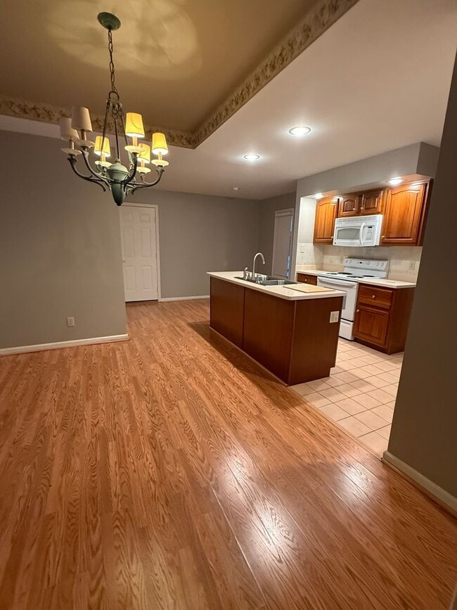 Photo - 2 Bedroom / 2 Bathroom Condo @ Eagles Nest