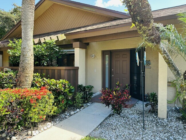 Photo - 3953 Cocoplum Cir