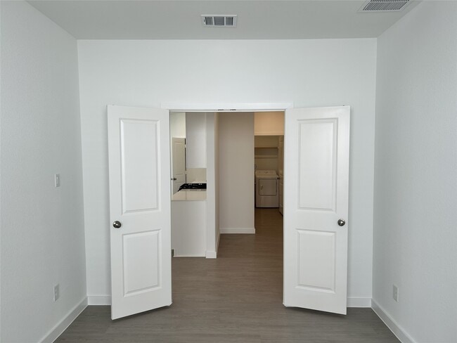 Photo - 8306 Amber Summit Ln