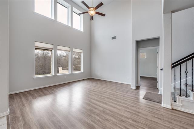 Photo - 632 Lake Cove Dr