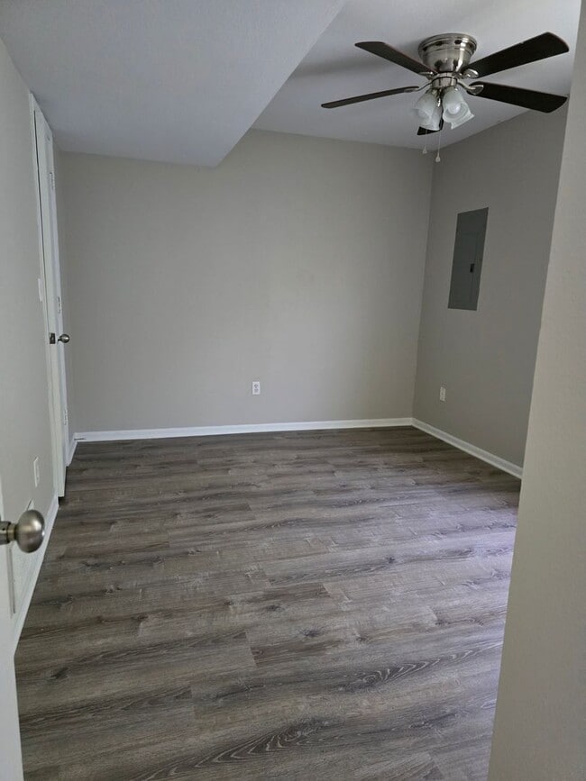 Photo - 1505-1507 Greensboro Dr Unit 1505 Greensboro Dr.