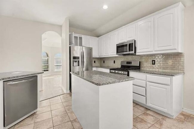 Photo - 908 Lincoln Dr