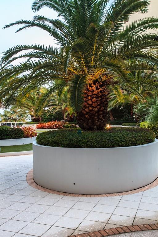 Photo - 100 Lincoln Rd Unit 943