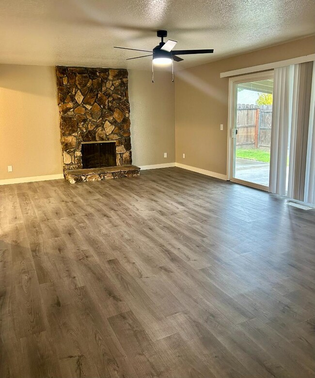 Photo - 285 Rutgers Ave