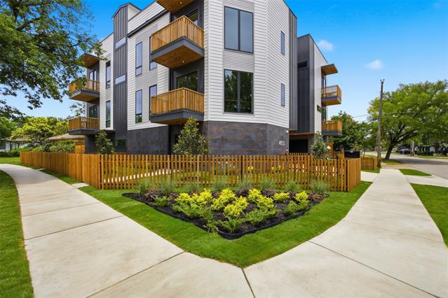 Photo - 4605 Belmont Ave