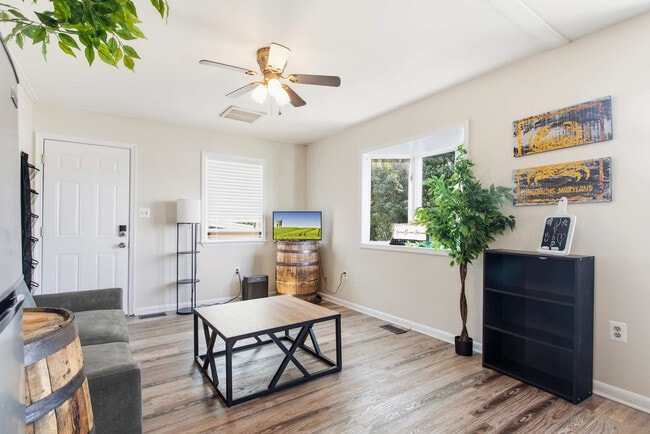 Photo - 14380 Calvert St Unit SI ID1363918P