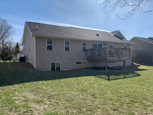 Photo - 1306 Hannah St