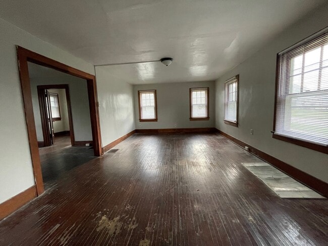 Photo - 1845 E N St