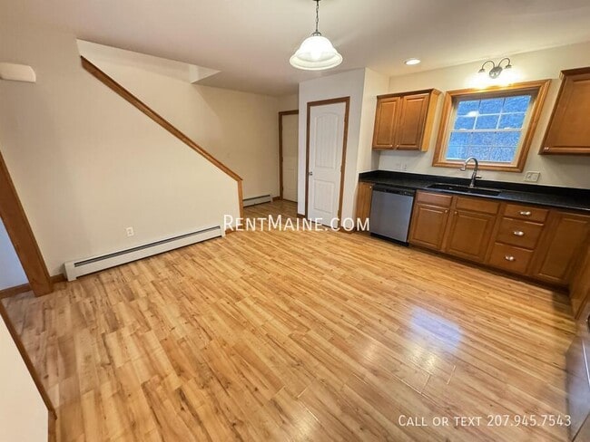 Photo - 208 Western Ave Unidad 8