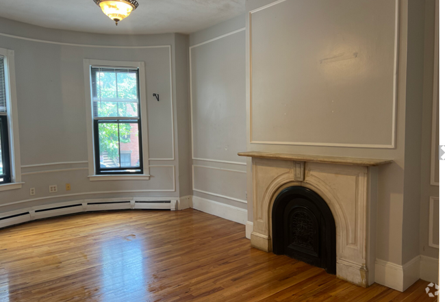 Building Photo - 97 E Brookline St Unit 2 Rental