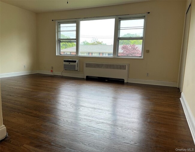 Building Photo - 3 Walnut St Unit B15