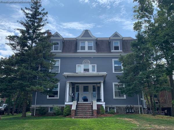 19 Braemore Rd Unit 1