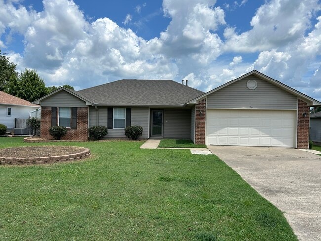 Photo - 16 Azalea Dr House