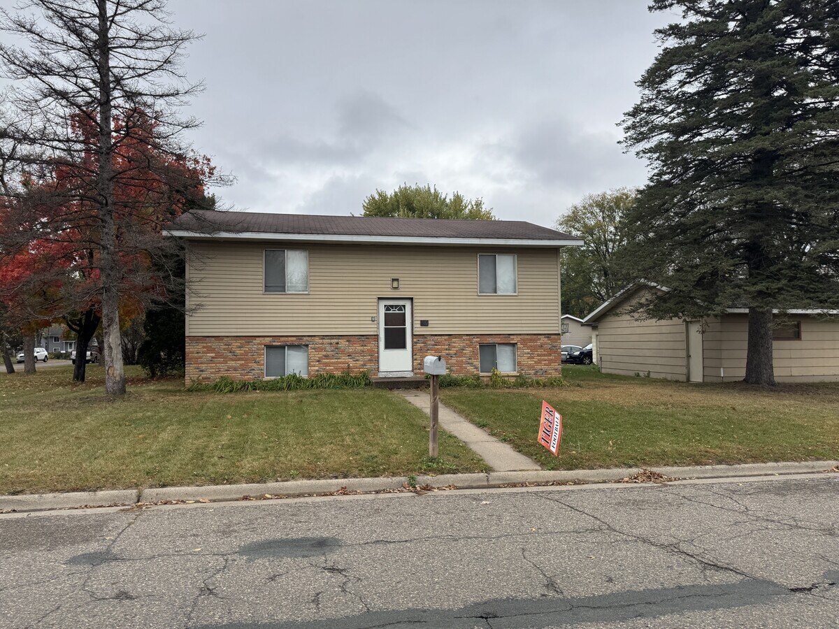 Photo - 1205 11th St SE