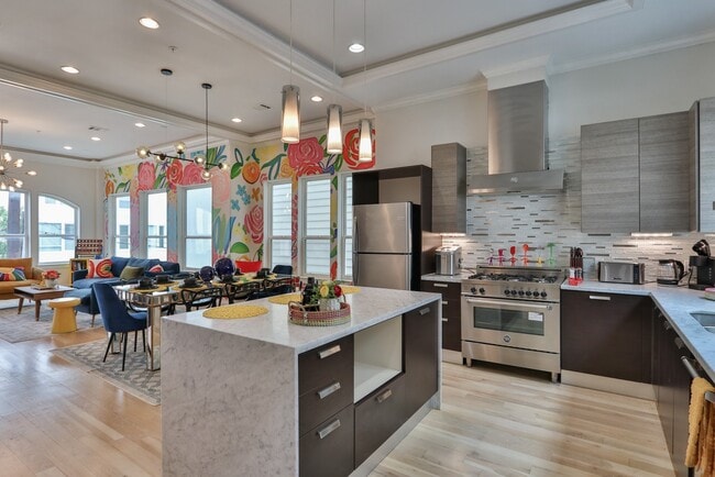 Photo - 4114 Driscoll St