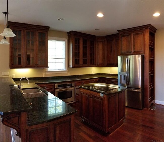Photo - 206 Rolfe Rd