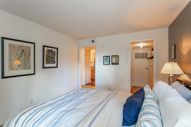 1BR, 1BA - 625 SF Model