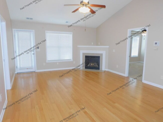 Photo - 5012 Philly Ln