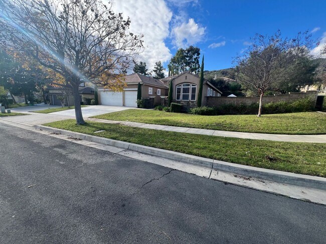 Photo - 4420 Putting Green Dr