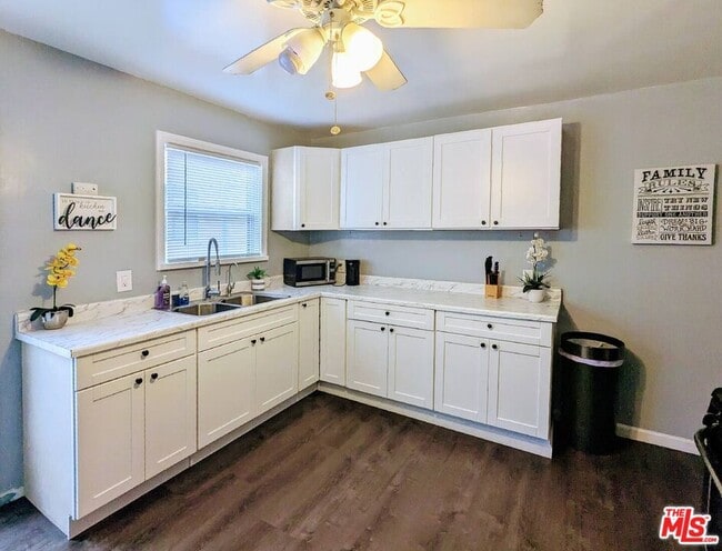 Photo - 606 N Alta Vista Blvd