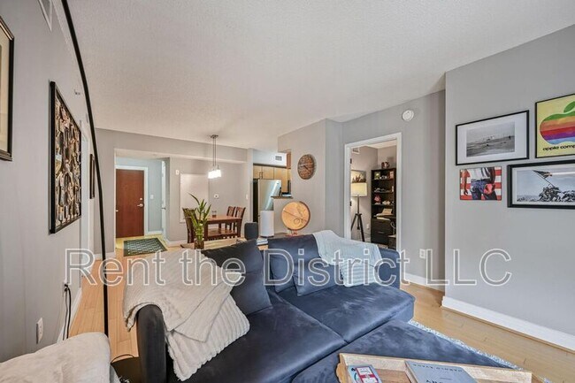 Photo - 915 E St NW Unit #908