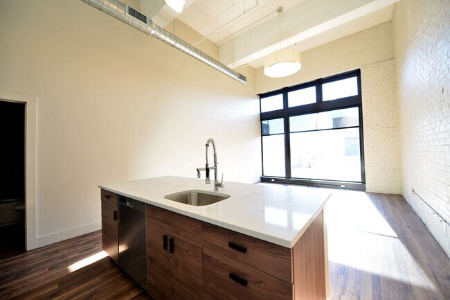 Kitchen & Living Space